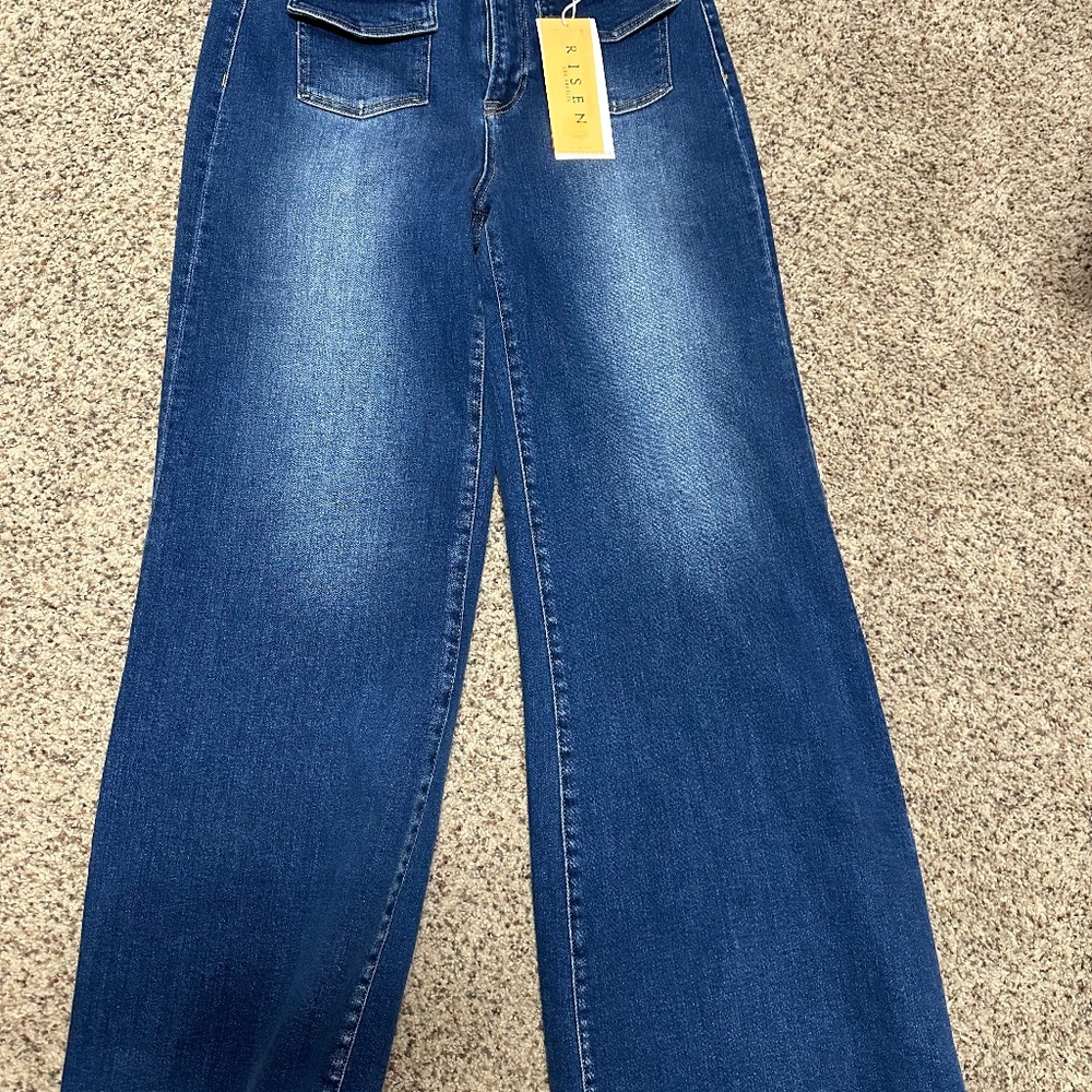 Risen Jeans